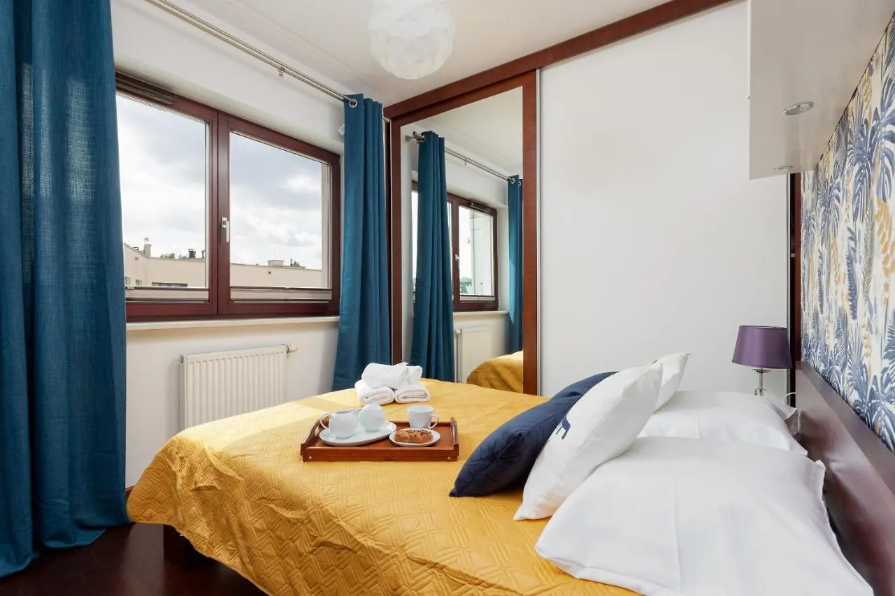 Spacious Suite With A Hammock And Terrace By Renters Prestige Warsaw 0*,